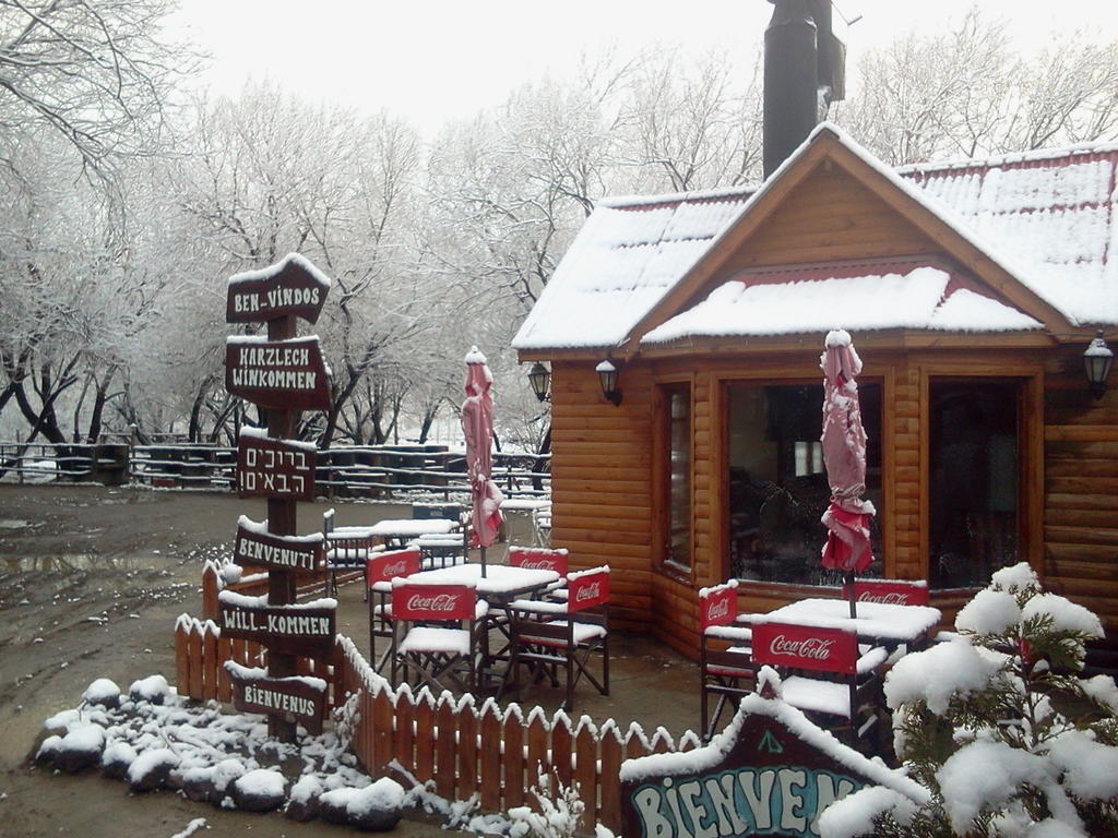 אל קלפטה Camping Y Hostal El Ovejero מראה חיצוני תמונה