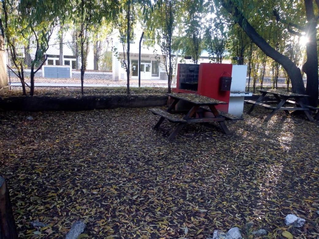 אל קלפטה Camping Y Hostal El Ovejero מראה חיצוני תמונה
