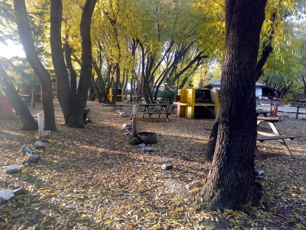אל קלפטה Camping Y Hostal El Ovejero מראה חיצוני תמונה